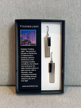 Load image into Gallery viewer, Folding Light Earrings